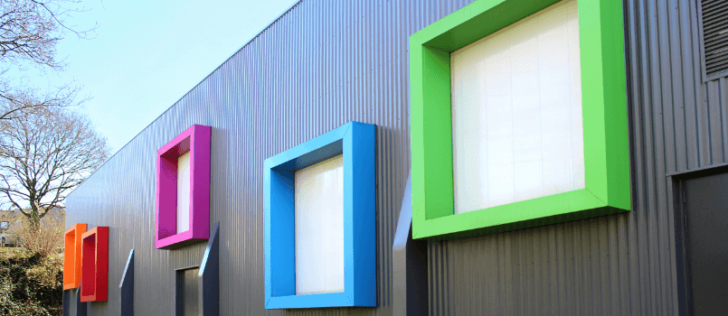 GLA Architectes Garçonnet Loncle Architectes Saint Brieuc Côtes d'Amort 22 - Résultat final après la rénovation exterieur de la salle de sport de Dinan (22)
